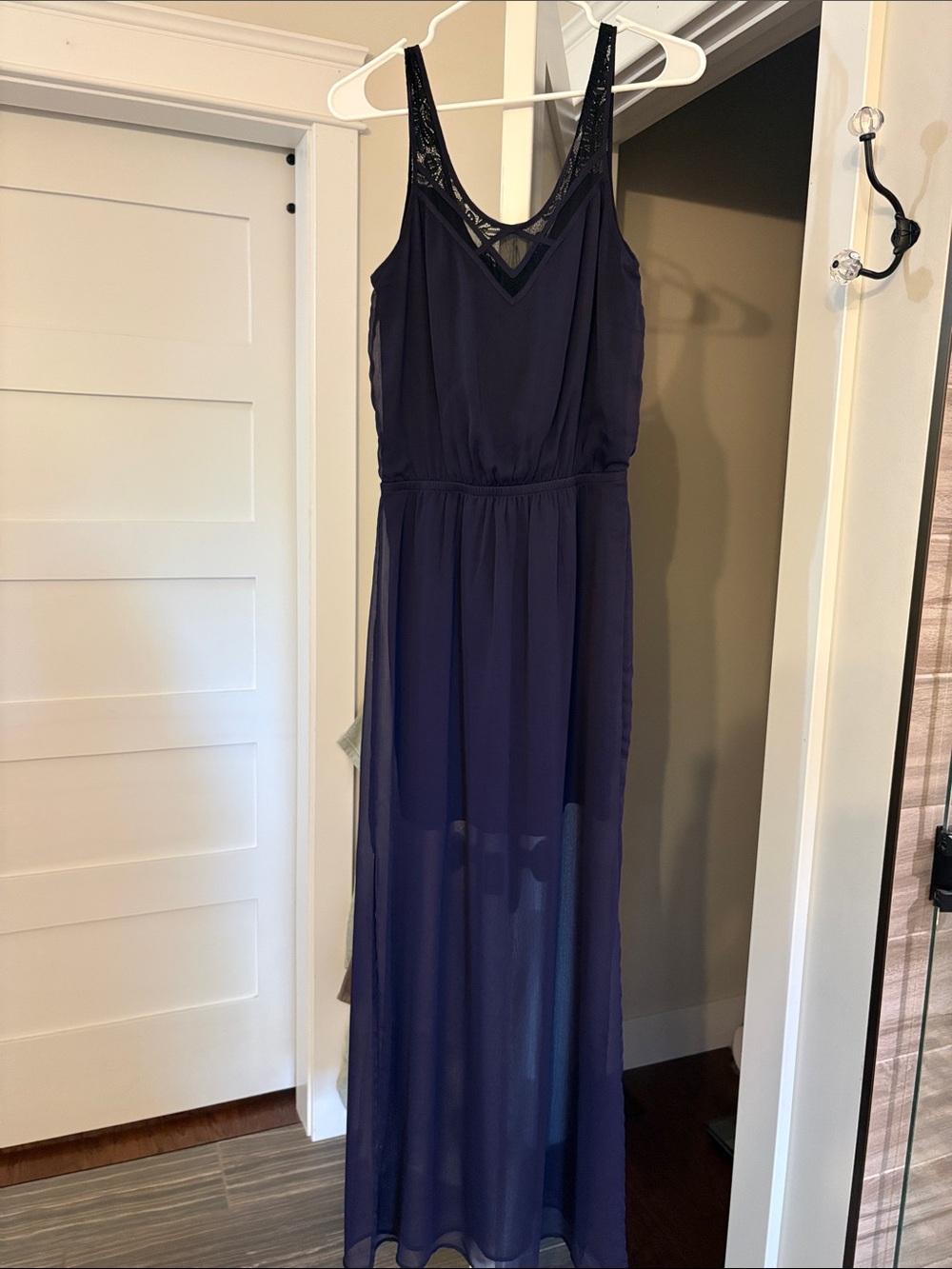 Women's Plum Lace-Trim Maxi Dress